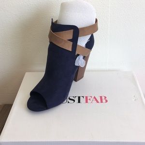 Just Fab blue suede shoes